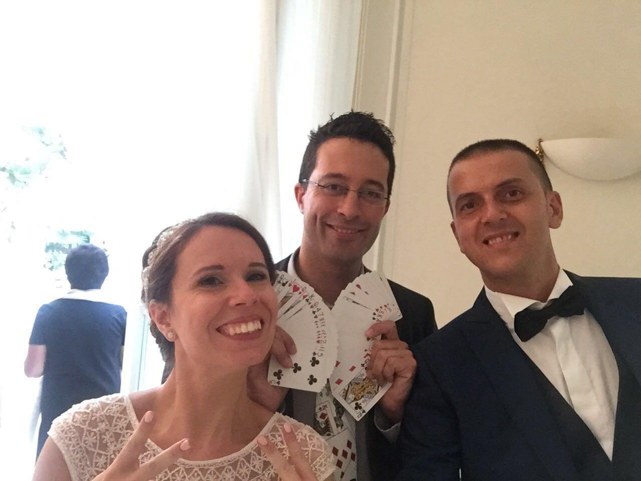 Giochi di prestigio con le carte matrimonio